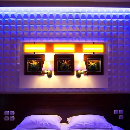 Segas Hotel 2*