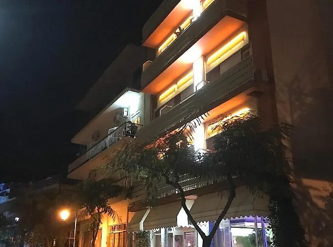 Segas Hotel 2*