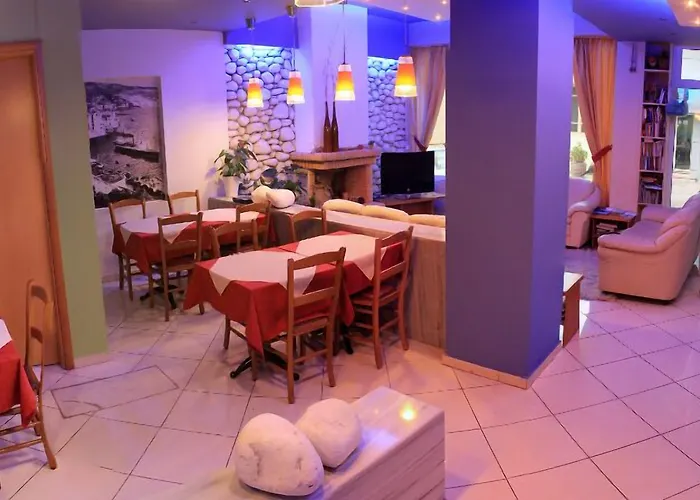Segas Hotel 2*